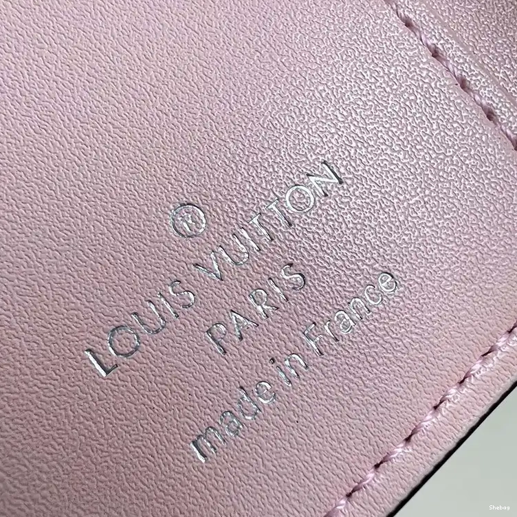 Bags LV 2407YZ0010 0617
